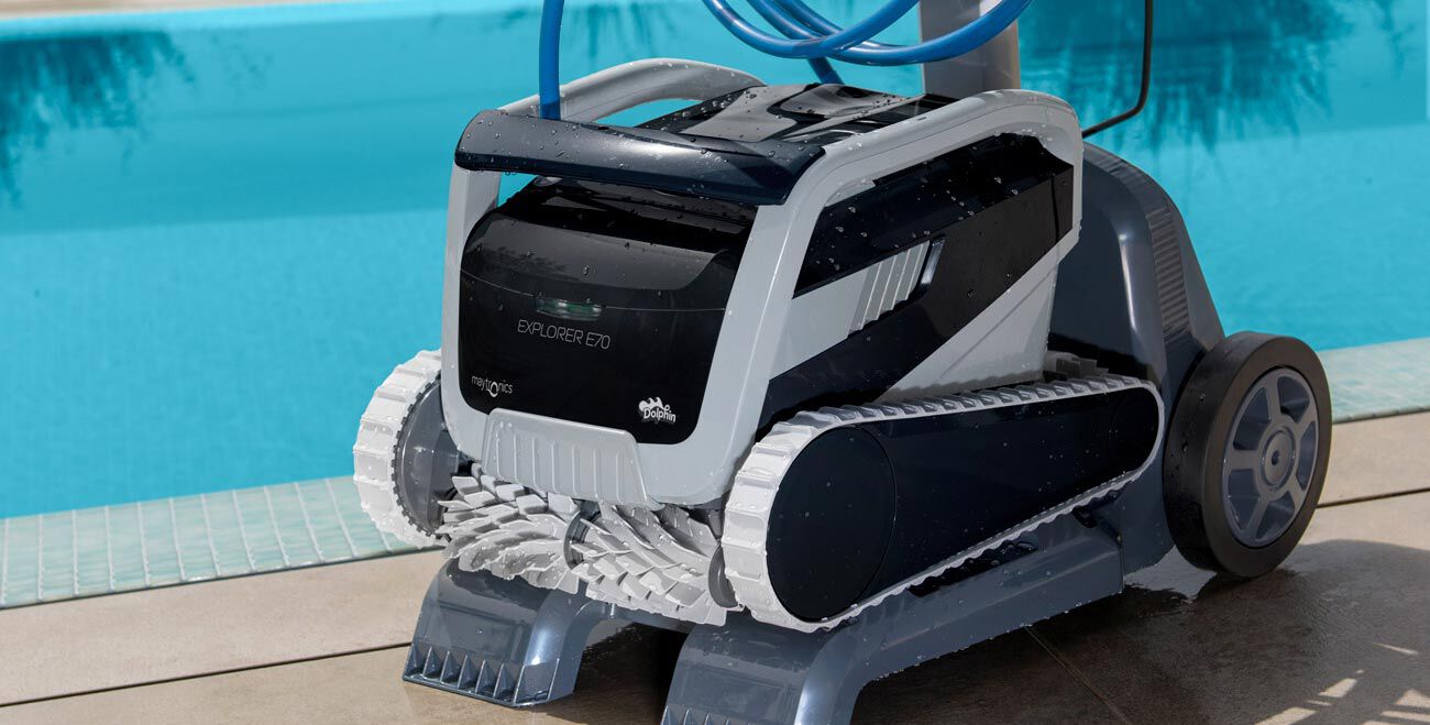 Dolphin Explorer E70