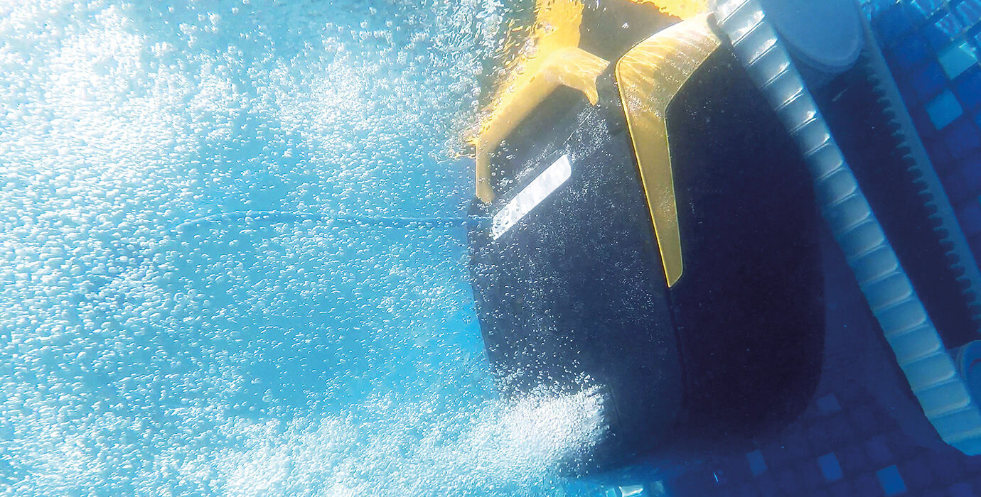 Dolphin Explorer E20