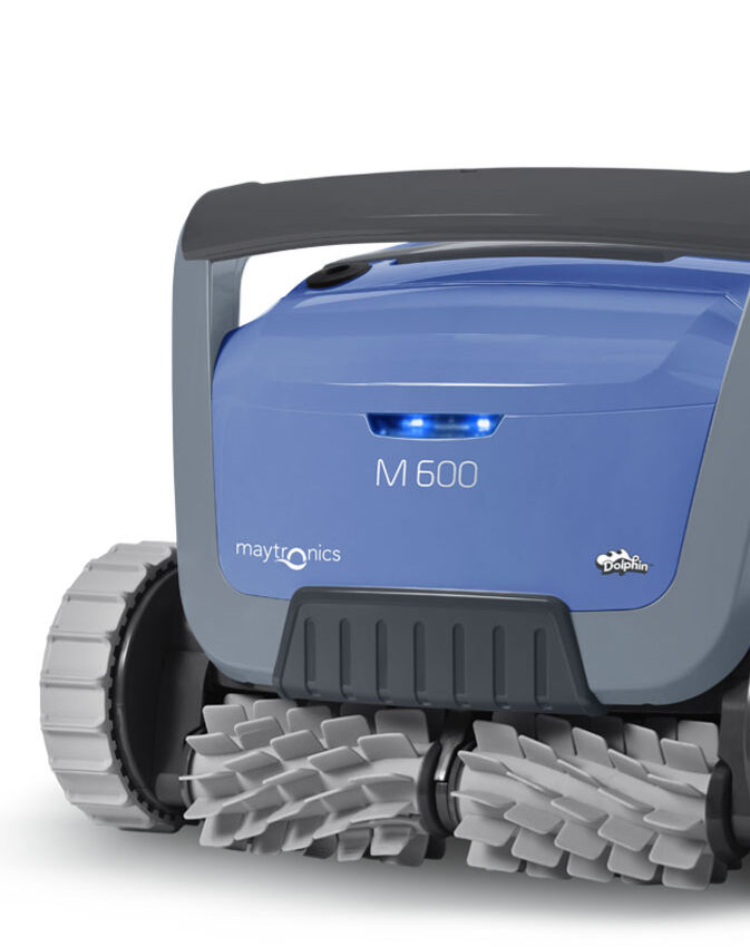 Dolphin M600