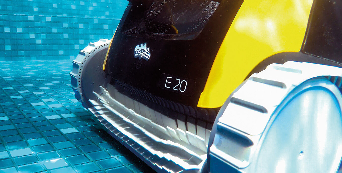 Dolphin Explorer E20